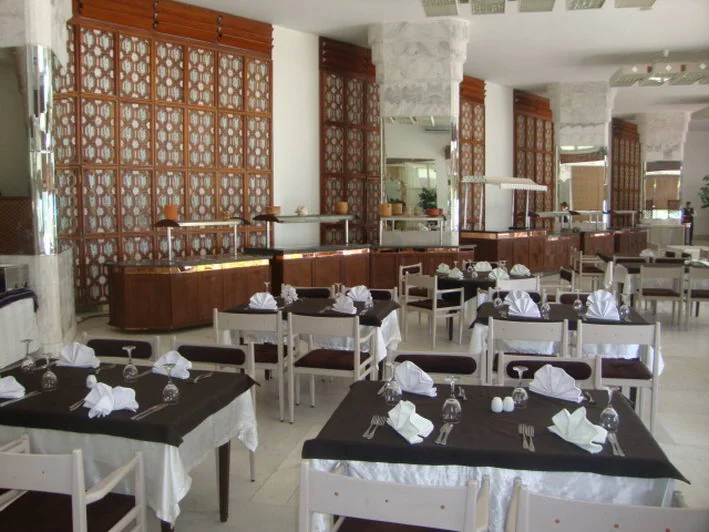 Corniche Palace - Vue 2