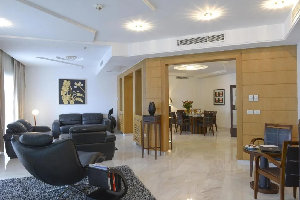 The Penthouse Suites Hotel - Vue 3