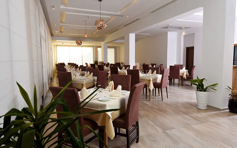 LESCURE BUSINESS HOTEL SPA - Vue 5
