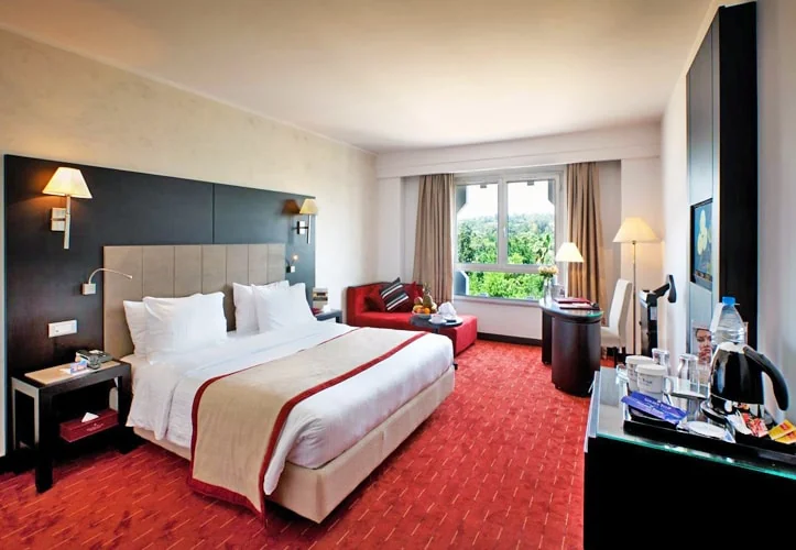 Golden Tulip El Mechtel - Vue 3